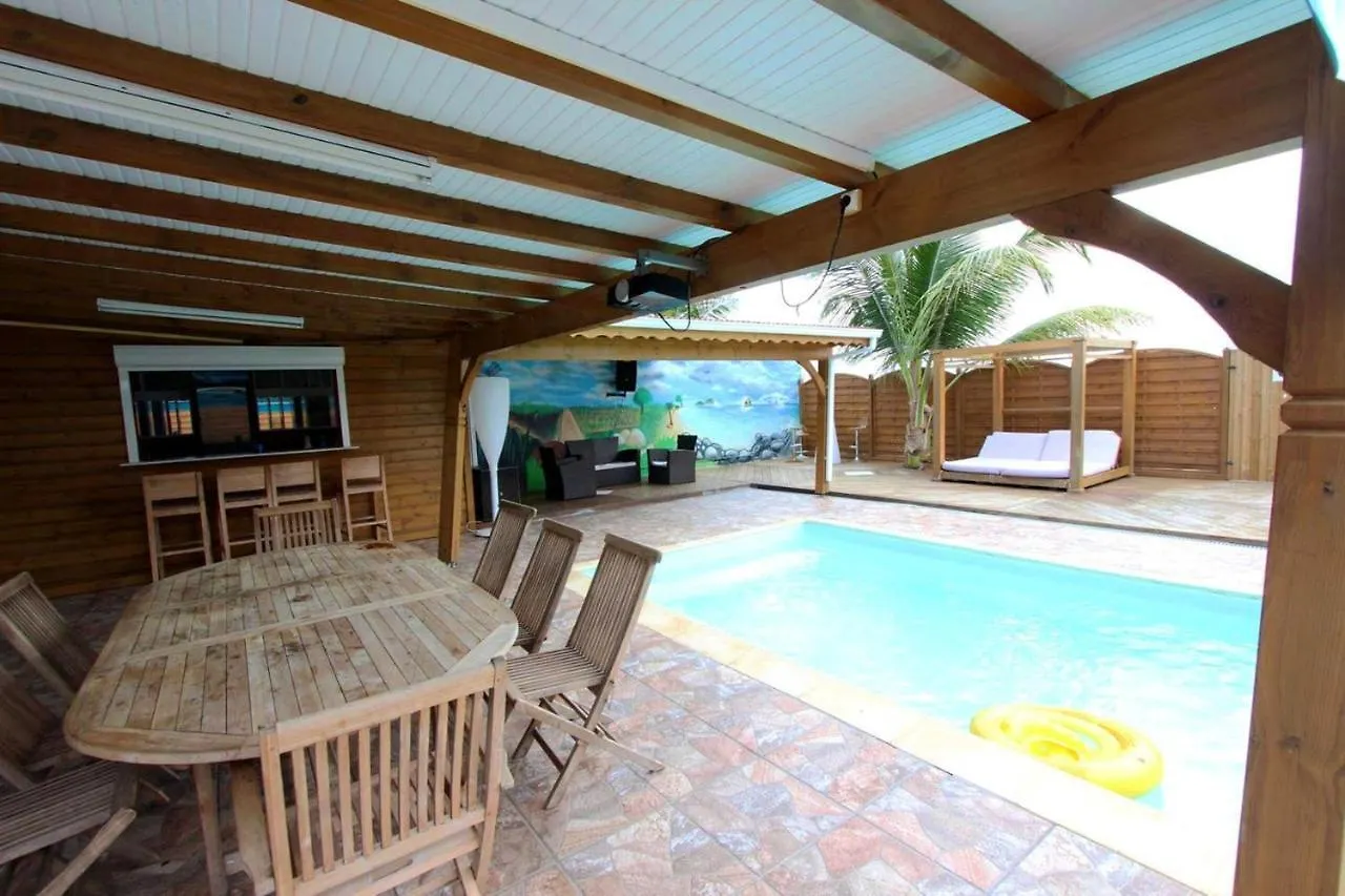 Villa Elegante: Poolside Retreat in Anse Bertrand 0*, Anse-Bertrand